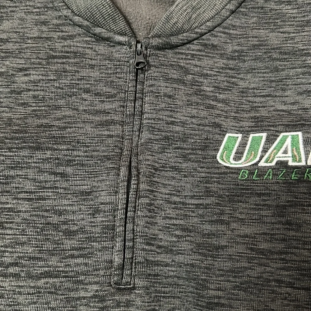 Bins or women's University of Alabama Birmingham, Blazers, under Armour vest